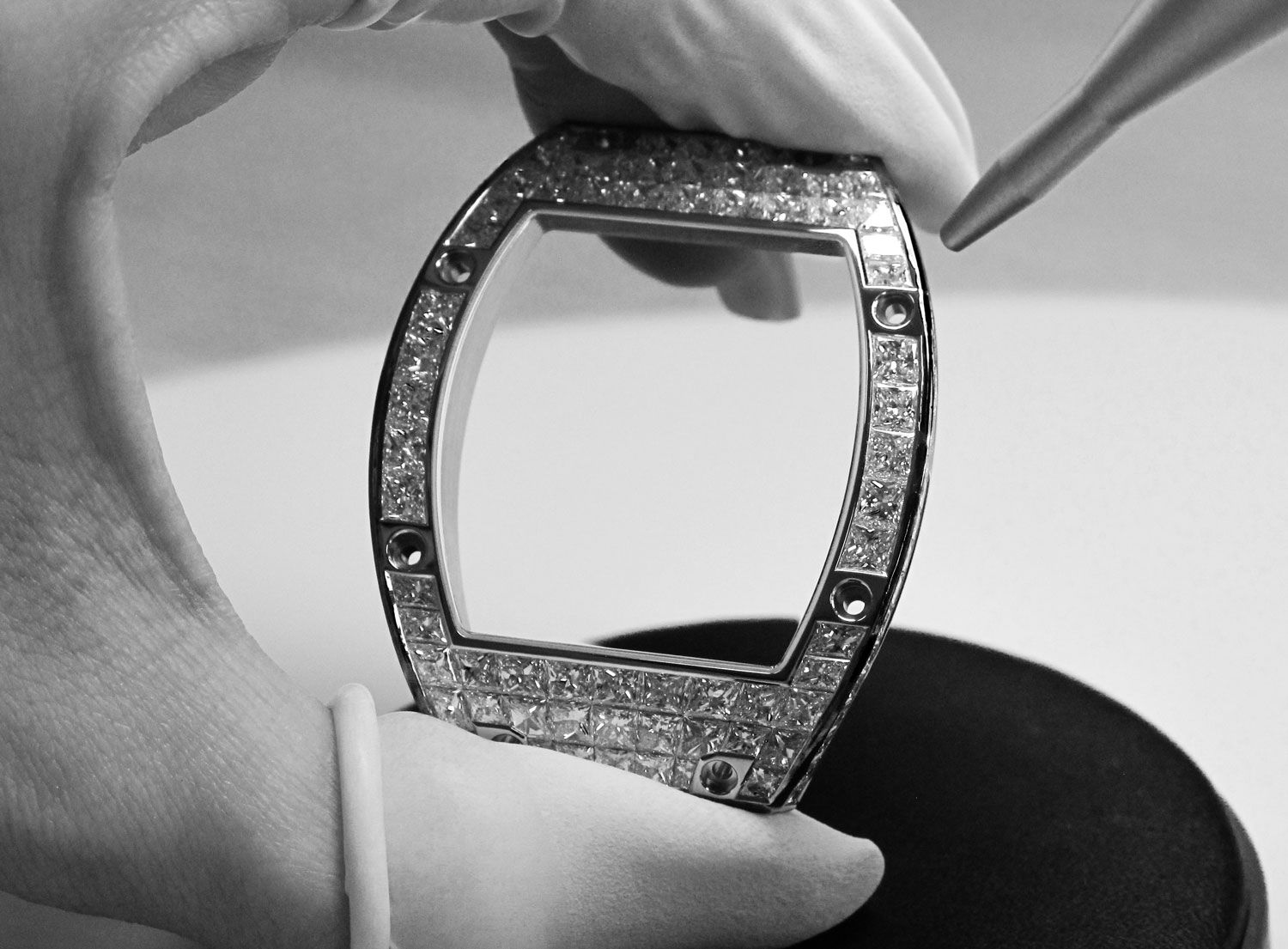 Richard Mille 100% RM011 original diamonds are limited to 70 worldwide